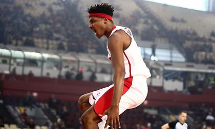 Πάει Ζαλγκίρις ο ΛεΝτέι