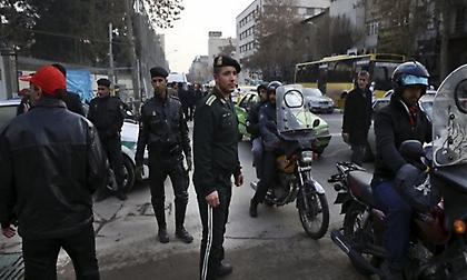 Ένας νεκρός από πυροβολισμούς στην Τεχεράνη