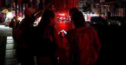 ΗΠΑ: Βλάβη στο δίκτυο ηλεκτροδότησης στο Μανχάταν - Χάος από το σκοτάδι (vids)