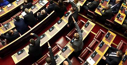 Κουρουμπλής vs Παπαχριστόπουλος: Ο νικητής της τελευταίας έδρας του ΣΥΡΙΖΑ