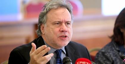 Κατρούγκαλος: Μού έκανε εντύπωση η αναγνώριση Γκουαϊδό από τη νέα κυβέρνηση