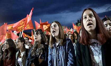 Στο νοσοκομείο με συμπτώματα γαστρεντερίτιδας δεκάδες μέλη της ΚΝΕ