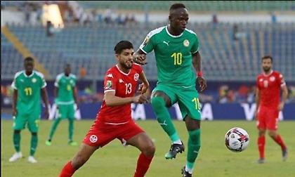 Επεισοδιακή πρόκριση στον τελικό για τη Σενεγάλη!