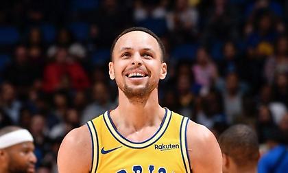 Κάρι: Προσπαθεί να καρφώσει και… αποτυγχάνει τρεις σερί φορές! (vids)