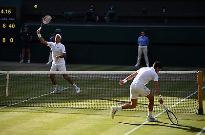 Όταν παρακολουθείς την ιστορία να γράφεται μπροστά στα μάτια σου!