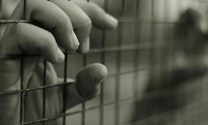 Άρτα: Κρατούσαν φυλακισμένους 14 Πακιστανούς και ζητούσαν λύτρα