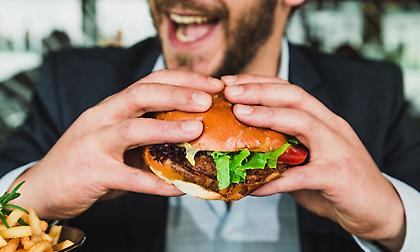 Γιατί πεινάς ενώ μόλις έφαγες;