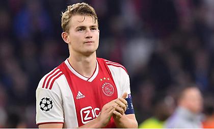 Απόψε στο Τορίνο ο Ντε Λιχτ