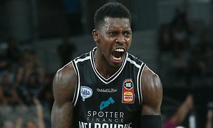 Στην Αυστραλία ξανά ο Πράδερ