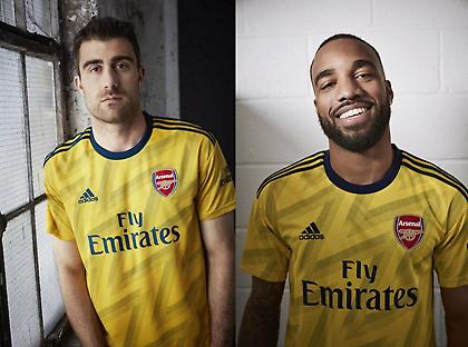Εντυπωσιακή η δεύτερη φανέλα της Άρσεναλ (pics)