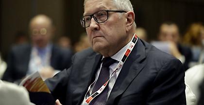 Ρέγκλινγκ: Θέλουμε τήρηση στόχων και δαπάνες που θα έχουν αντίκρισμα