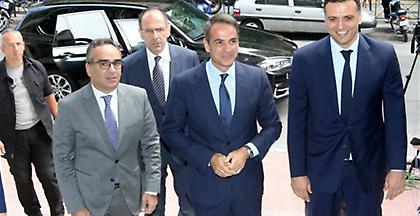 Στο υπουργείο Υγείας ο Μητσοτάκης – Οι προτεραιότητες για την υγεία