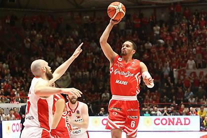 Ο Ντίξον «ξεφώνισε» τη Ρέτζιο Εμίλια για οφειλές