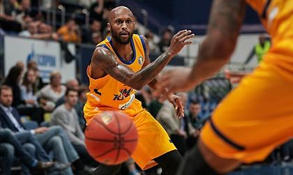 Τέλος και τυπικά ο Κρόκερ από τη Χίμκι