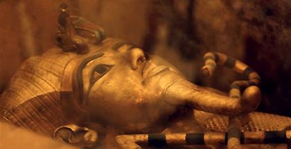 Για όλα υπάρχει πρώτη φορά: Συντηρείται η σαρκοφάγος του Τουταγχαμών