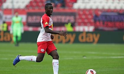 Διαπραγματεύεται για Σαμασέκου η Μίλαν