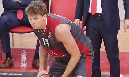 Φουλάρει για Κουζμίνσκας ο Ολυμπιακός