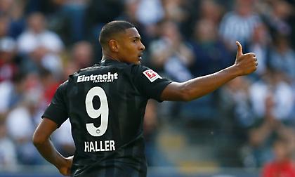 Αλέ: «Υπέροχα που υπέγραψα στη Γουέστ Χαμ»