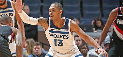 Συμφώνησαν με Ρέινολντς οι Μπακς