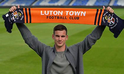 Πήρε τερματοφύλακα από τη Ριέκα η Λούτον