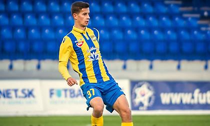 Πούλησε βασικό της στόπερ η αντίπαλος του Ατρομήτου