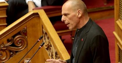 Βαρουφάκης στη Βουλή: Θεάματα χωρίς άρτο και καταστολή αντί για ανάκαμψη