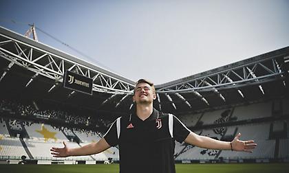 Ντε Λιχτ: «Γελάω όταν ακούω πως με ανάγκασε ο Ραϊόλα να πάω στη Γιουβέντους»