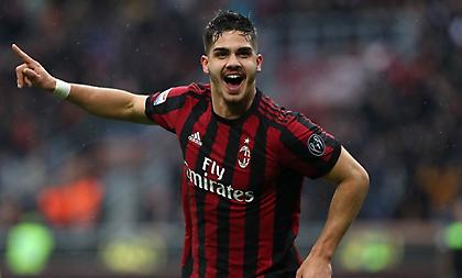 Παίρνει Αντρέ Σίλβα με 30 εκατ. ευρώ η Μονακό