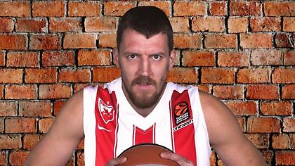 Ο Κούζμιτς χαμογελά ξανά μετά το τροχαίο (pic)