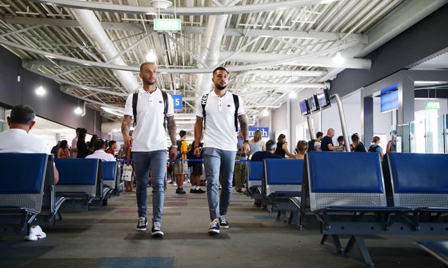 Επέστρεψε Αθήνα ο Ολυμπιακός, εξετάσεις θα κάνει ο Αβραάμ