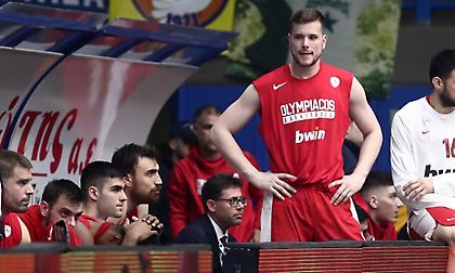 Τέλος και επίσημα ο Αγραβάνης από τον Ολυμπιακό