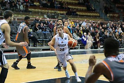 Στη Σολέ ο γιος του Στόκτον