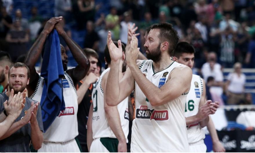 Απέσυρε την πρόταση για Βουγιούκα η ΑΕΚ