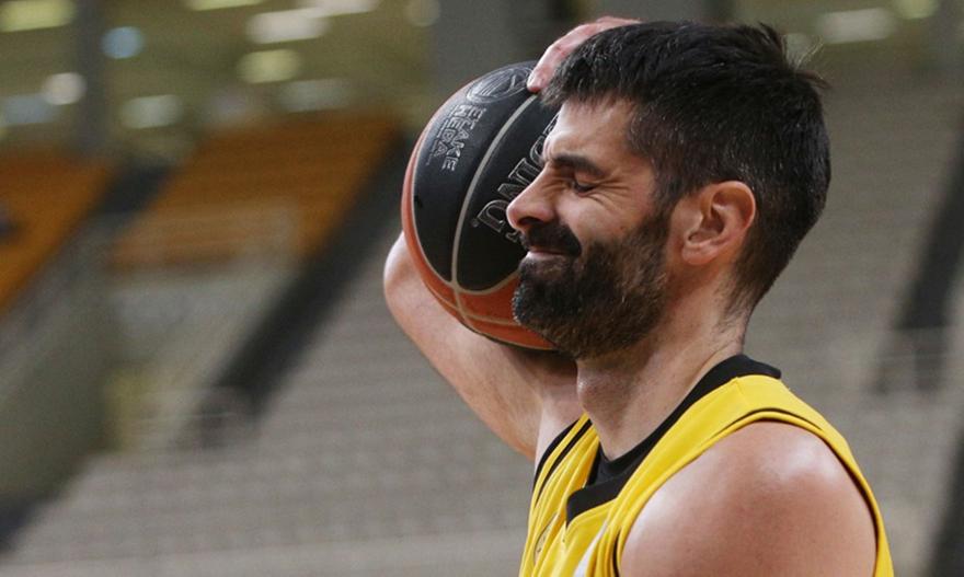 Αιφνιδιαστικό διαζύγιο ανάμεσα σε ΑΕΚ και Σάκοτα!