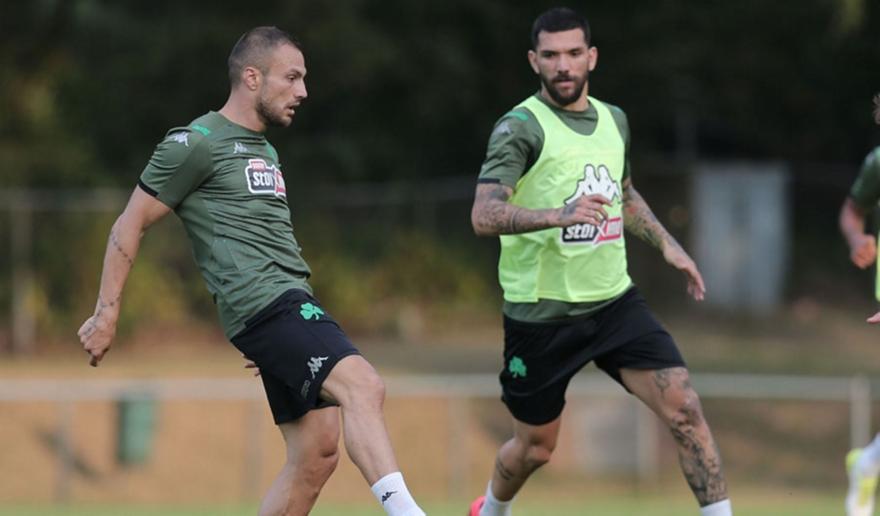 «Πρώτη» για Μολό, δεν προπονήθηκαν Κουρμπέλης, Μακέντα, Αποστολάκης