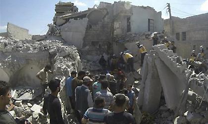 Συρία: Τουλάχιστον 15 άμαχοι νεκροί από αεροπορικούς βομβαρδισμούς