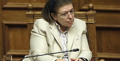 Μενδώνη: Δεν θα επεκταθεί το αρχαιολογικό μουσείο στο Πολυτεχνείο