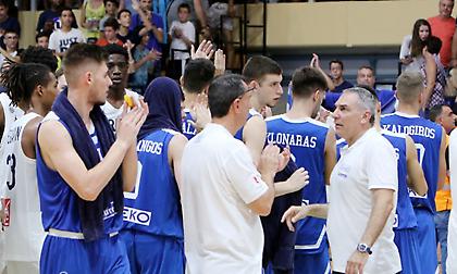 Η παρακάμερα στην ήττα των Εφήβων από τη Γαλλία (video)