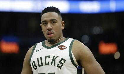 Στην Νταρουσάφακα πρώην παίκτης των Μπακς