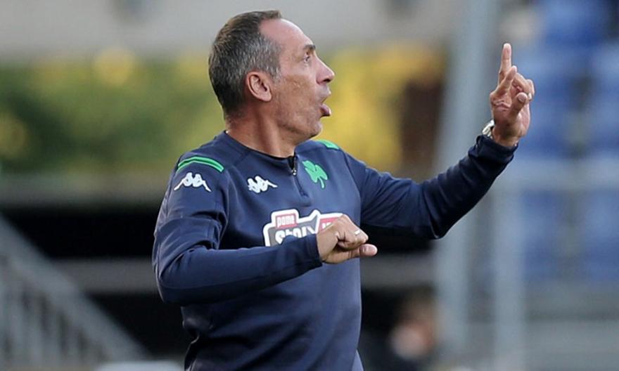 Δώνης: «Έχω μείνει έκπληκτος από τον επαγγελματισμό των παικτών μου»