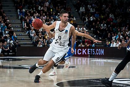 Προς Λοκομοτίβ Κουμπάν ο Καλνιέτις