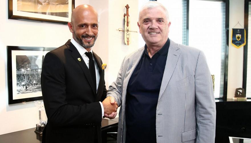 Απίθανο αυτό που συμβαίνει με τον στόπερ στην ΑΕΚ!