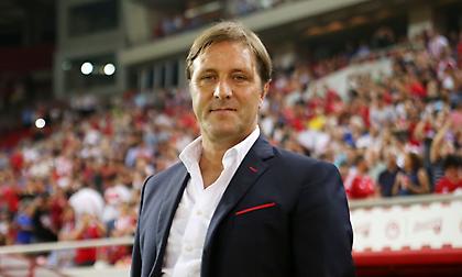 Σταματέλος: «Δεν γίνεται να μπει σε λογική… Νότιγχαμ με Πλζεν ο Ολυμπιακός»