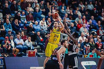 Στην Μπαντίρμα ο Καλινόσκι