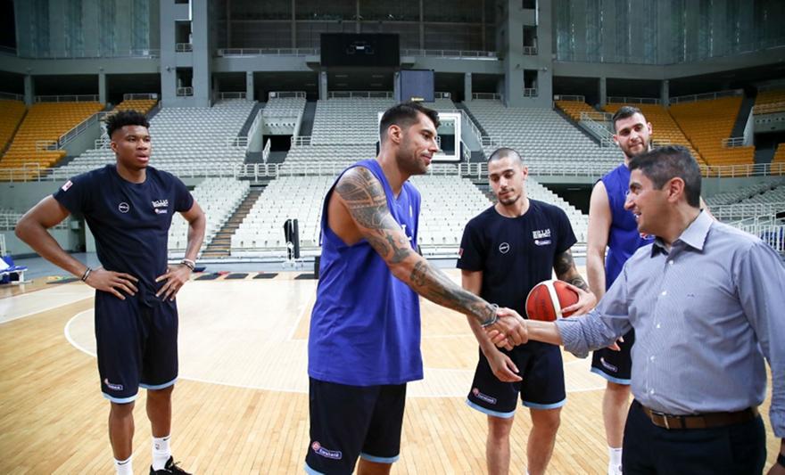 Ο Πρίντεζης σε ρόλο… Καμπούρη (pic)