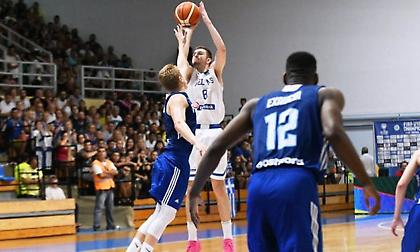 Ρογκαβόπουλος: «Απόψε θα τα δώσουμε όλα, περιμένουμε τον Μωραΐτη»