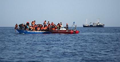 Πλοίο με 40 μετανάστες παραμένει αποκλεισμένο ανοικτά της Λαμπεντούζα