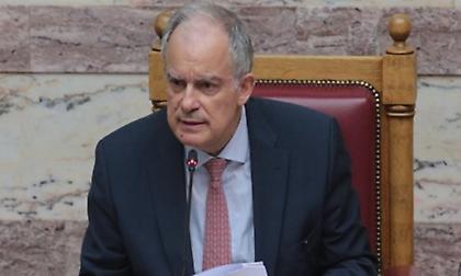 Βουλή: Αυστηρές συστάσεις Τασούλα για την επιχείρηση τσιγάρο stop