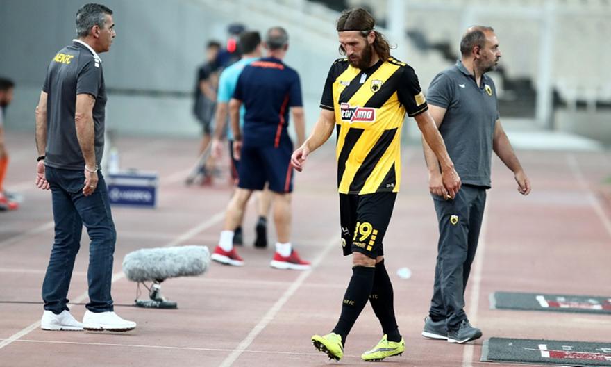 Στο… βάθος στόπερ για την ΑΕΚ