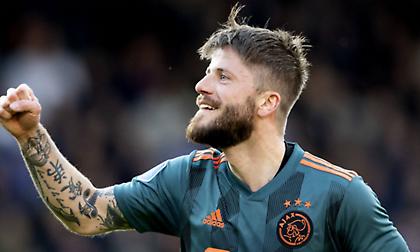 Νέα απώλεια για τον Άγιαξ: Στην Τζένοα ο Σένε